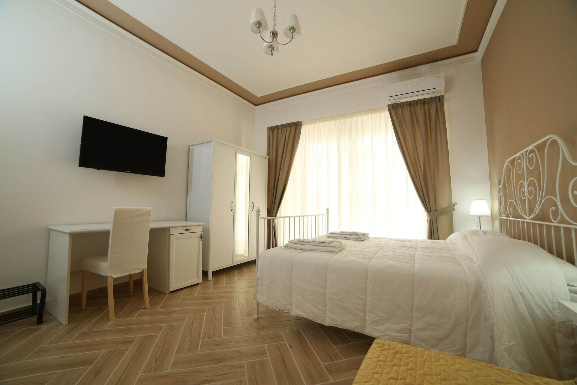 Antichi Soffitti Bed & Breakfast Катания Екстериор снимка