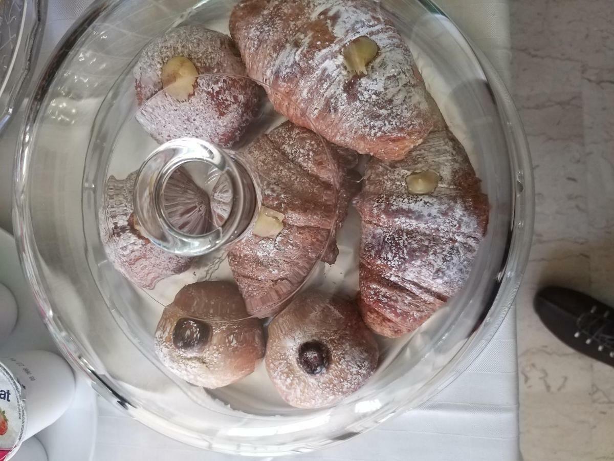 Antichi Soffitti Bed & Breakfast Катания Екстериор снимка
